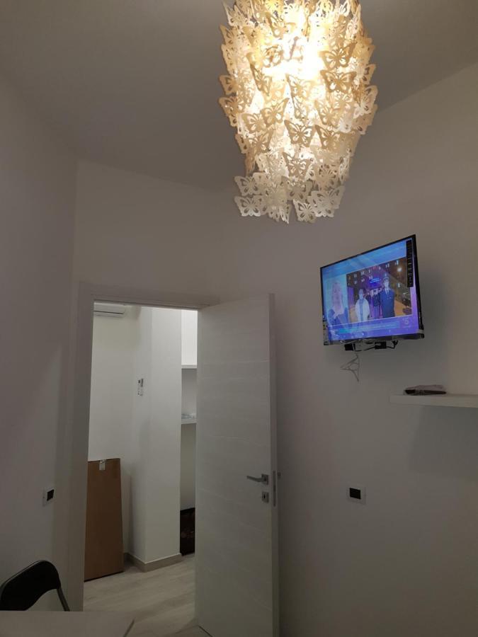 Red Moon Apartment Cagliari Exterior photo