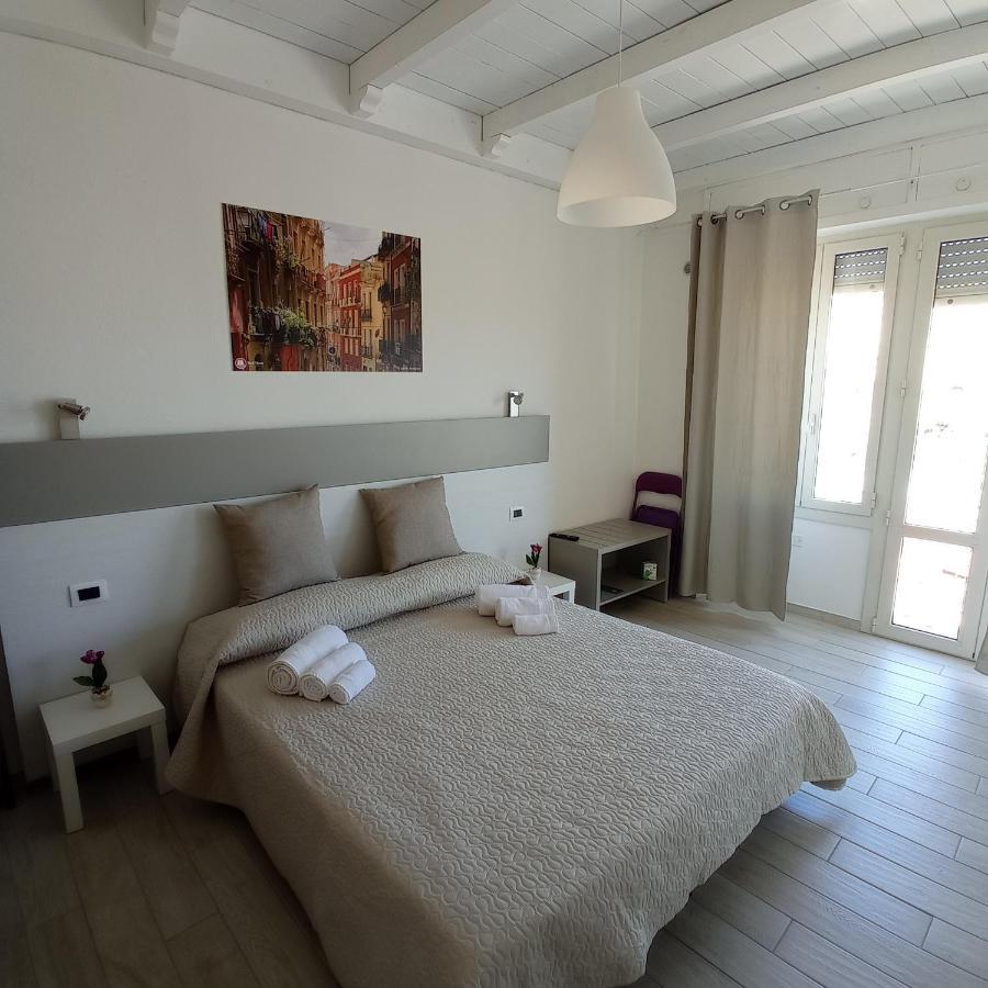 Red Moon Apartment Cagliari Exterior photo