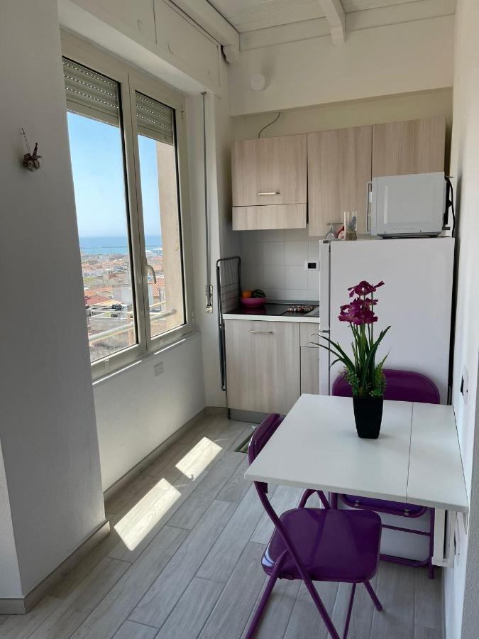 Red Moon Apartment Cagliari Exterior photo