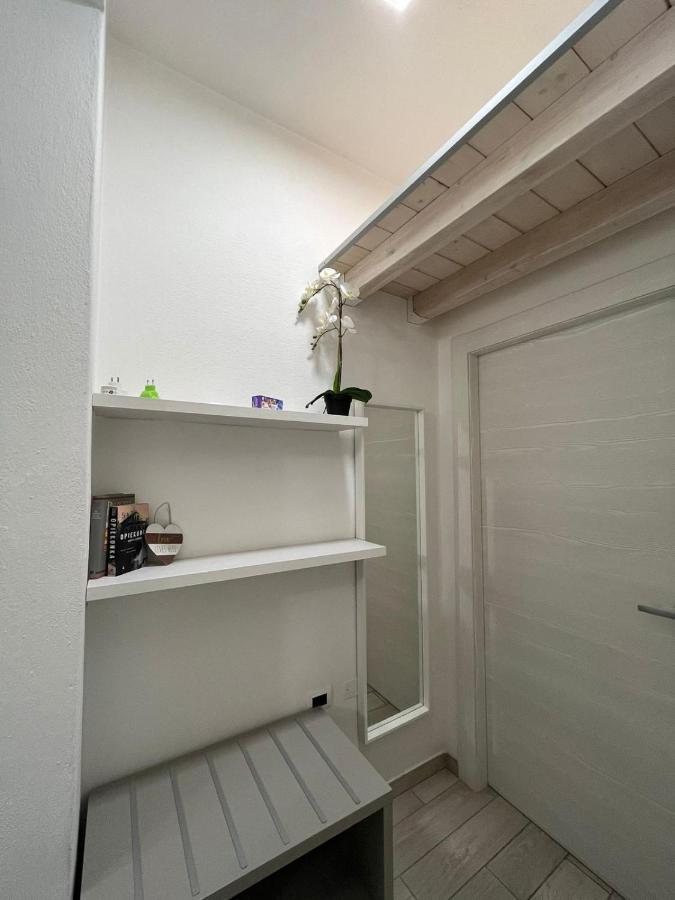 Red Moon Apartment Cagliari Exterior photo