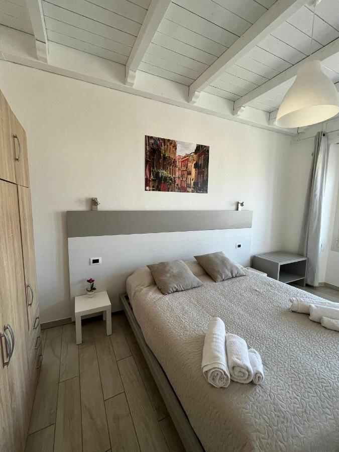 Red Moon Apartment Cagliari Exterior photo