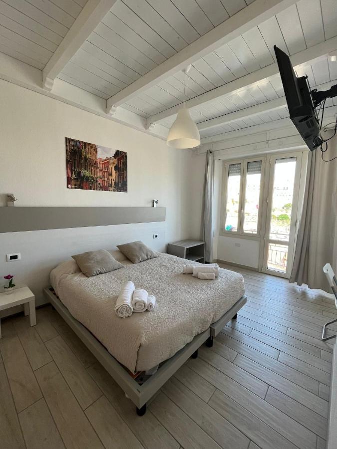 Red Moon Apartment Cagliari Exterior photo